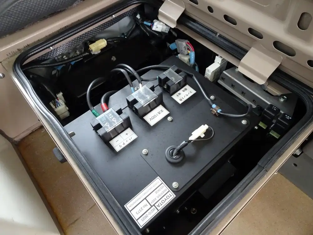 トヨタ ハイエース 小型 特殊車両 CBF-TRH221S H24の中古トラック画像13