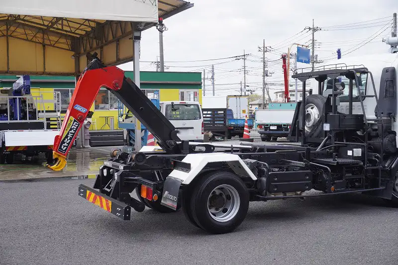 いすゞ フォワード 中型/増トン アームロール ツインホイスト 2RG-FRR90S2の中古トラック画像8