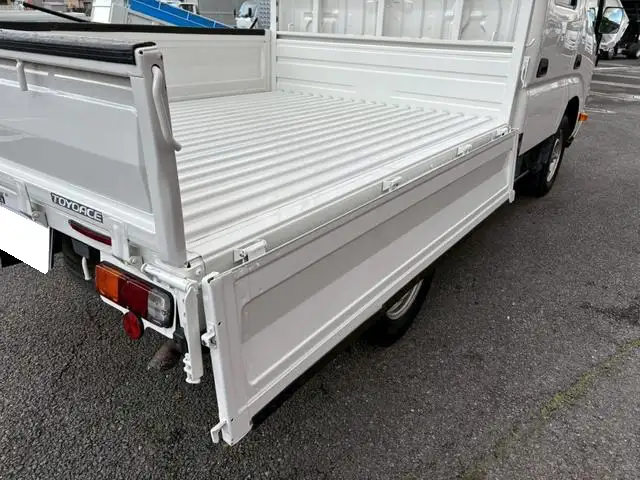 トヨタ トヨエース 小型 平ボディ Wキャブ の中古トラック画像5