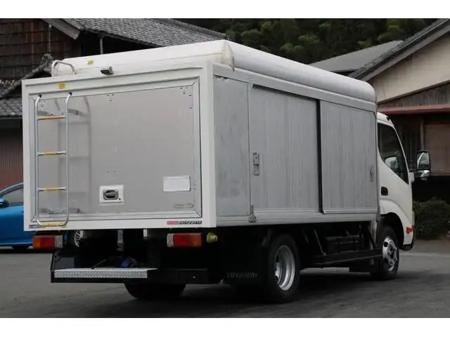 日野 デュトロ 小型 アルミバン ボトルカー サイドドアの中古トラック画像2