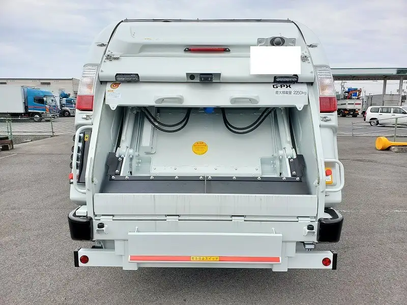 三菱 キャンター 小型 パッカー車 プレス式 2RG-FEAV0の中古トラック画像3