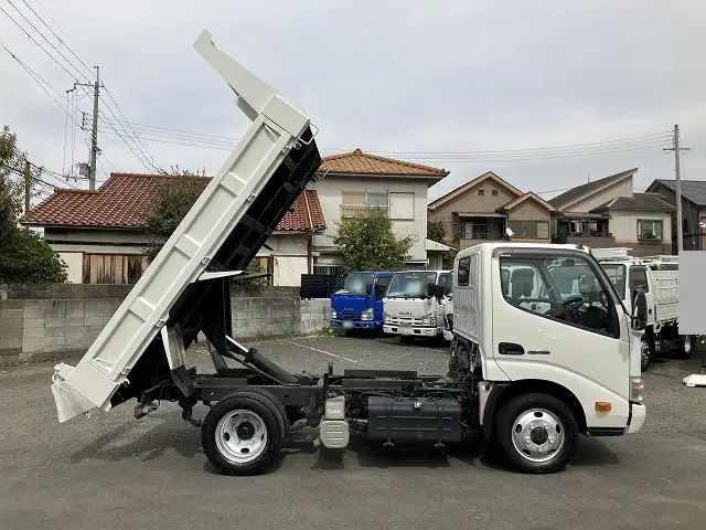 日野 デュトロ 小型 ダンプ 強化 TKG-XZU675Tの中古トラック画像6