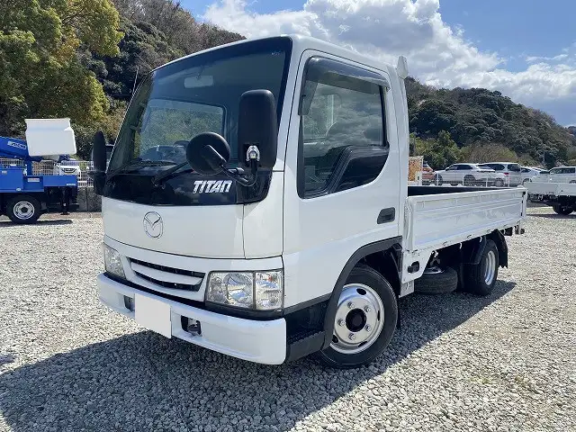 マツダ タイタン 小型 平ボディ 床鉄板 KK-WHS5Tの中古トラック画像1