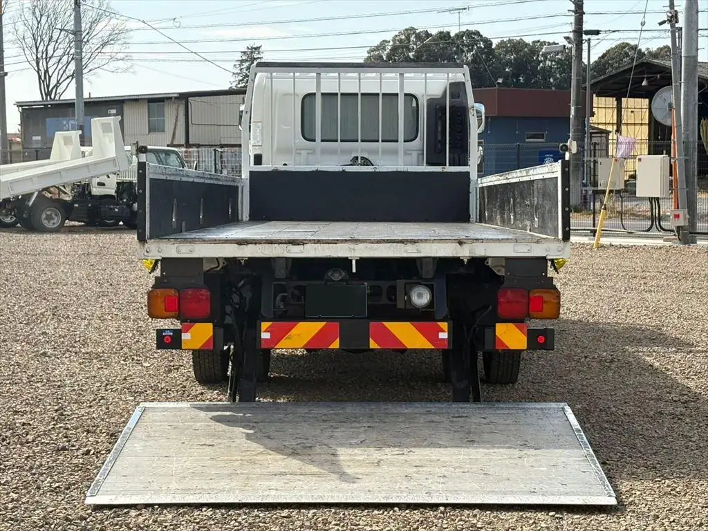 日野 レンジャー 中型/増トン 平ボディ パワーゲート ベッドの中古トラック画像8