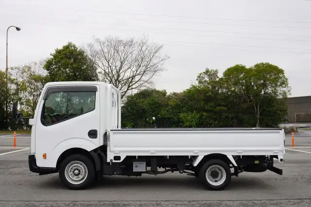 日産 アトラス 小型 平ボディ CBF-SQ2F24 H30の中古トラック画像5