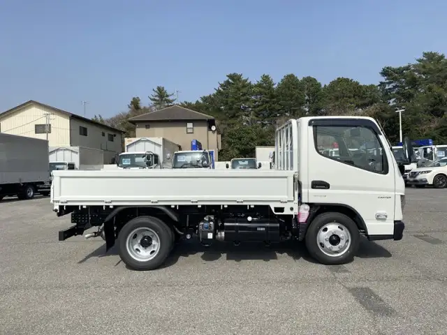 三菱 キャンター 小型 平ボディ 2RG-FBAV0 R6の中古トラック画像4