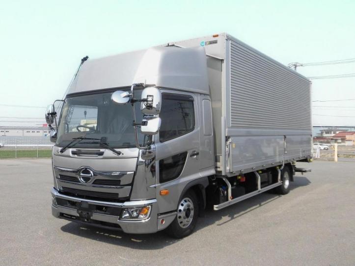 日産UD クオン 大型 ウイング エアサス ベッド の中古トラック【車両No.170828】