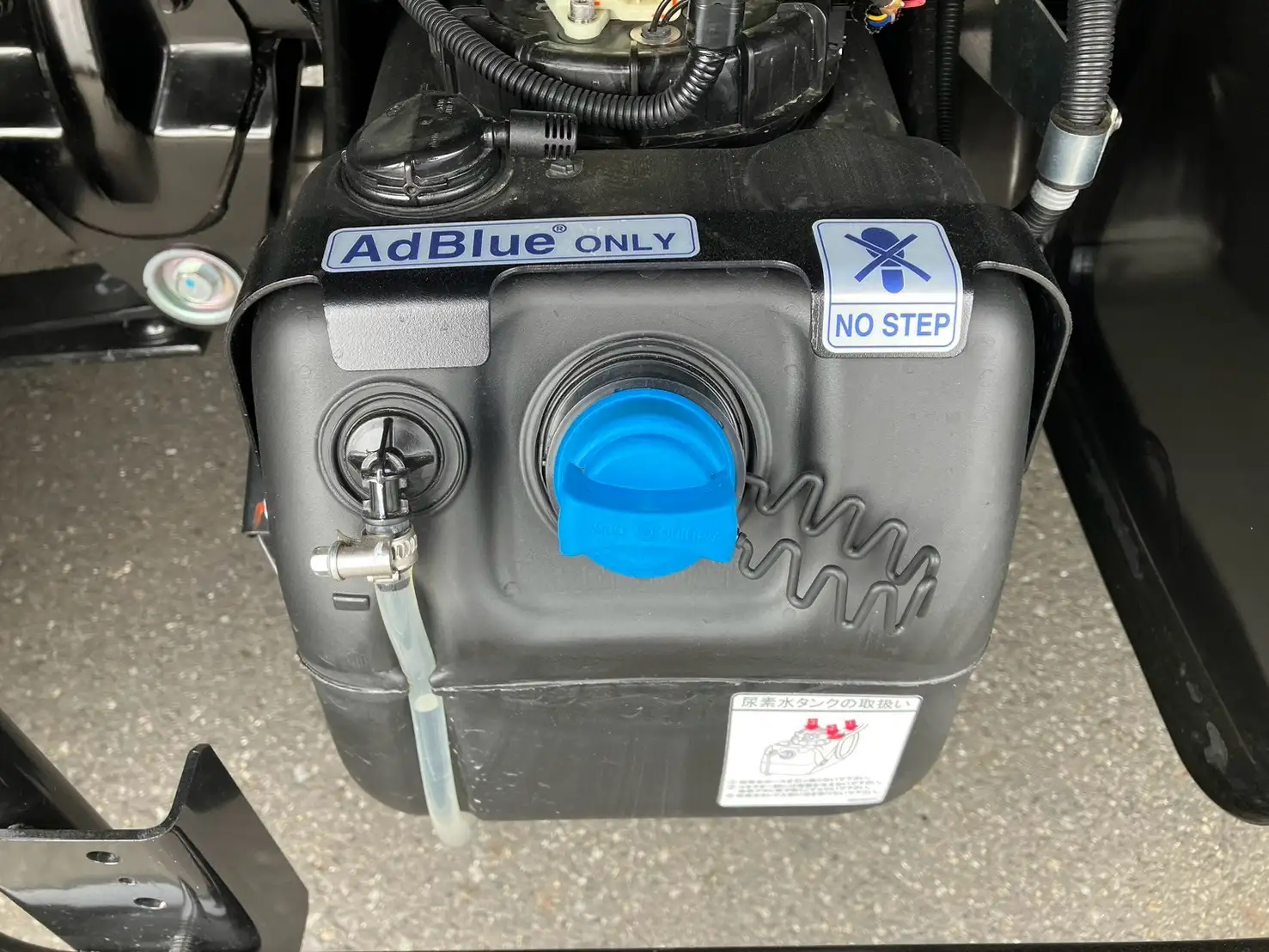 三菱 キャンター 小型 アルミバン 2RG-FBA20 R6の中古トラック画像16