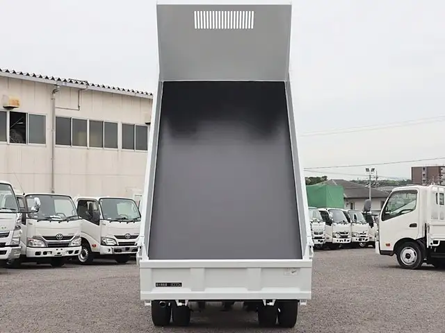 三菱 キャンター 小型 ダンプ 強化 2PG-FBA60の中古トラック画像8