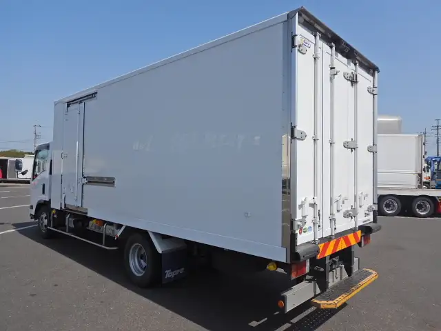 いすゞ エルフ 小型 冷凍冷蔵 TRG-NPR85AN H30の中古トラック画像5