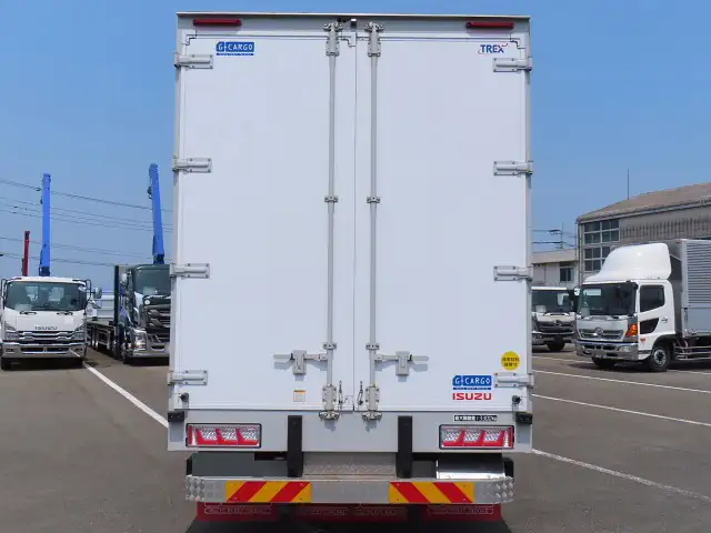 いすゞ ギガ 大型 ウイング ハイルーフ エアサスの中古トラック画像5