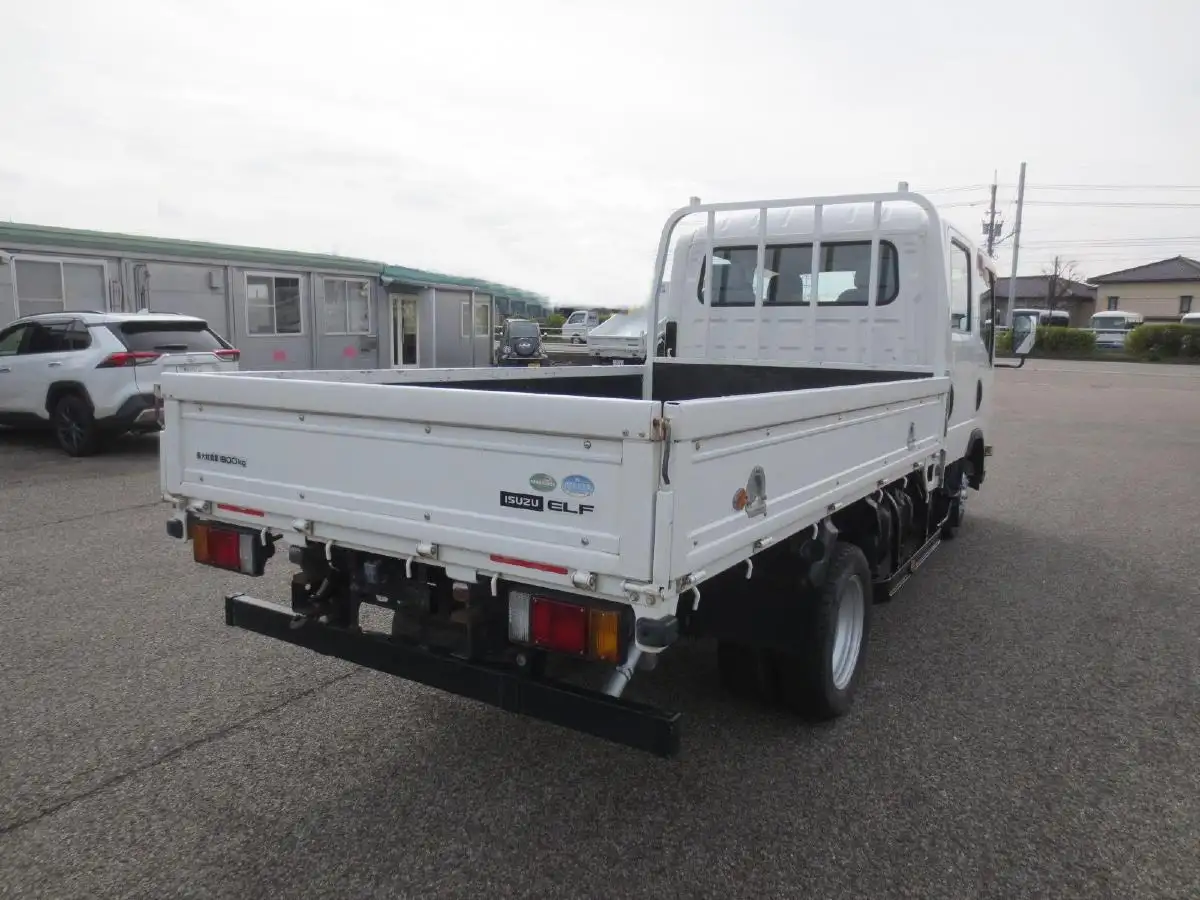 いすゞ エルフ 小型 平ボディ Wキャブ TPG-NLR85ARの中古トラック画像6