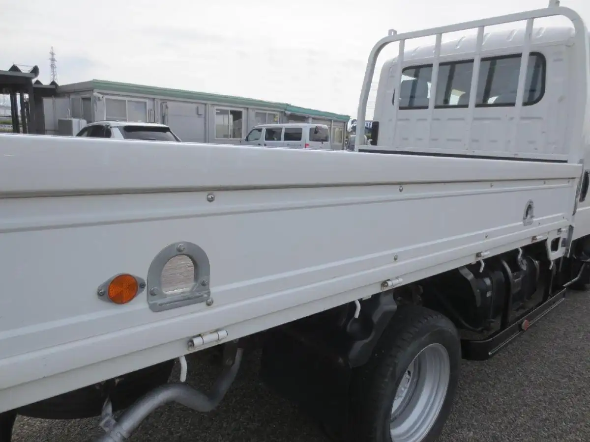 いすゞ エルフ 小型 平ボディ Wキャブ TPG-NLR85ARの中古トラック画像12