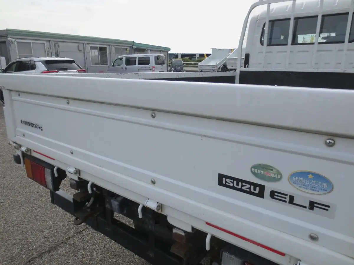 いすゞ エルフ 小型 平ボディ Wキャブ TPG-NLR85ARの中古トラック画像13