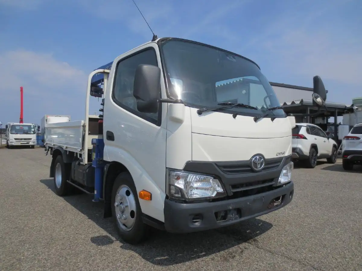 トヨタ ダイナ 小型 クレーン付 床鉄板 3段の中古トラック画像3