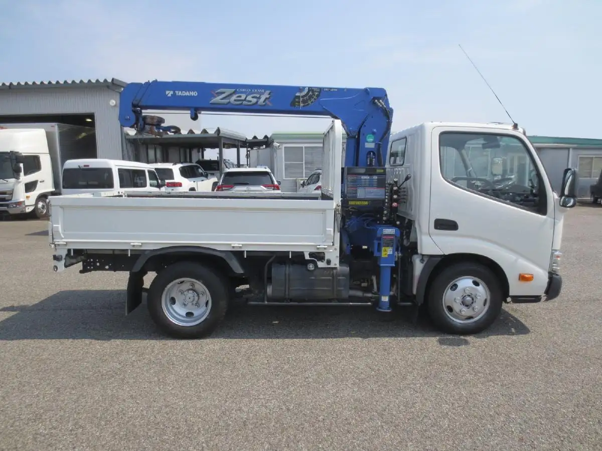 トヨタ ダイナ 小型 クレーン付 床鉄板 3段の中古トラック画像5