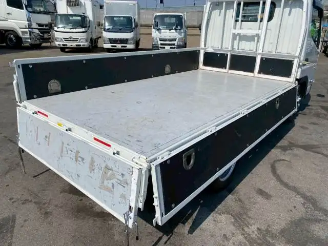 三菱 キャンター 小型 平ボディ 2RG-FBA20 R6の中古トラック画像5