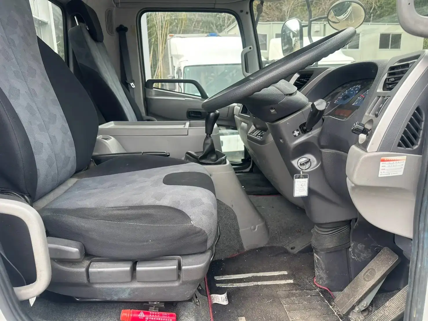 日産UD コンドル 中型/増トン 平ボディ アルミブロック TKG-MK38Lの中古トラック画像11