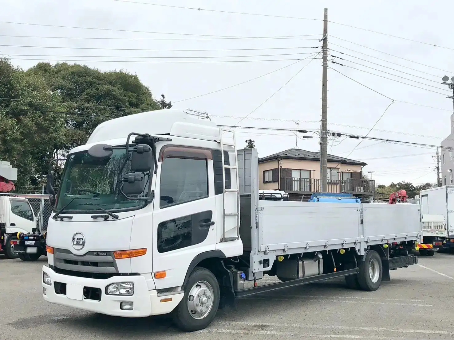 日産UD コンドル 中型/増トン 平ボディ アルミブロック エアサス｜画像1