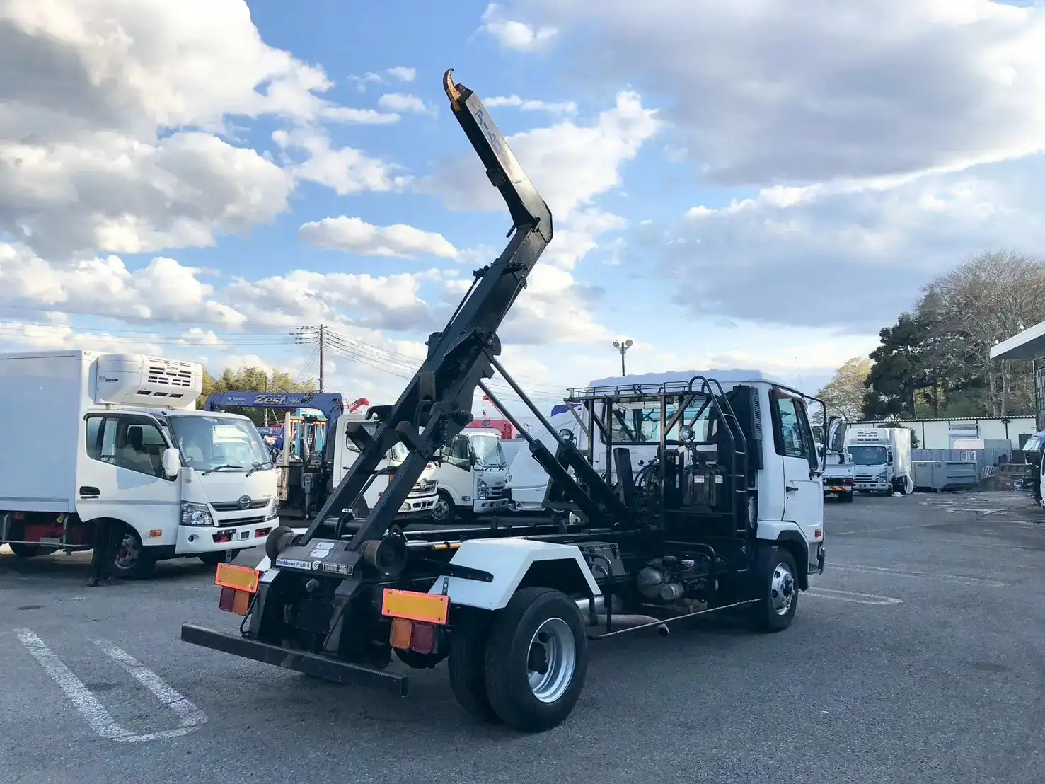 日産UD コンドル 中型/増トン アームロール ツインホイスト BDG-MK36Cの中古トラック画像7