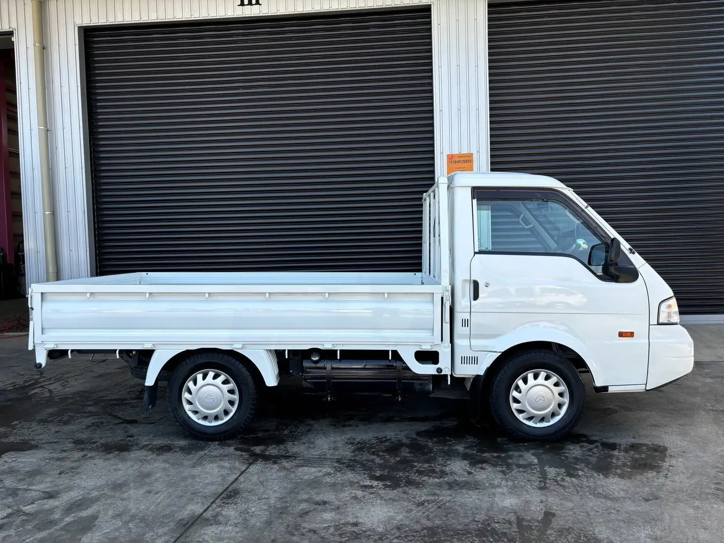 マツダ ボンゴ 小型 平ボディ DBF-SLP2T H31/R1の中古トラック画像4