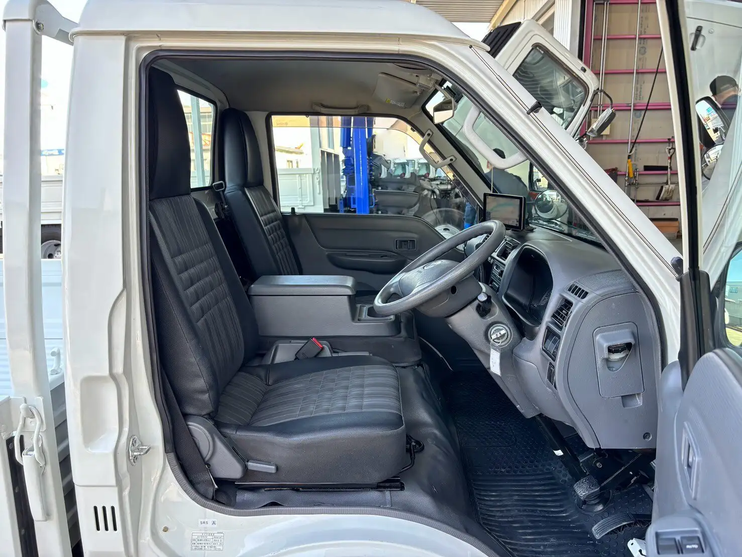 マツダ ボンゴ 小型 平ボディ DBF-SLP2T H31/R1の中古トラック画像10