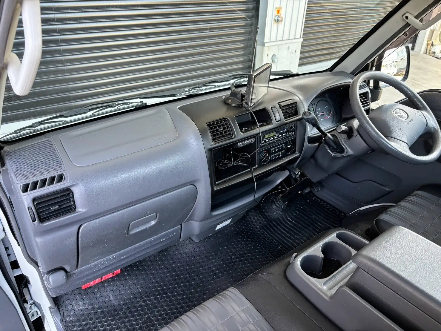 マツダ ボンゴ 小型 平ボディ DBF-SLP2T H31/R1の中古トラック画像13