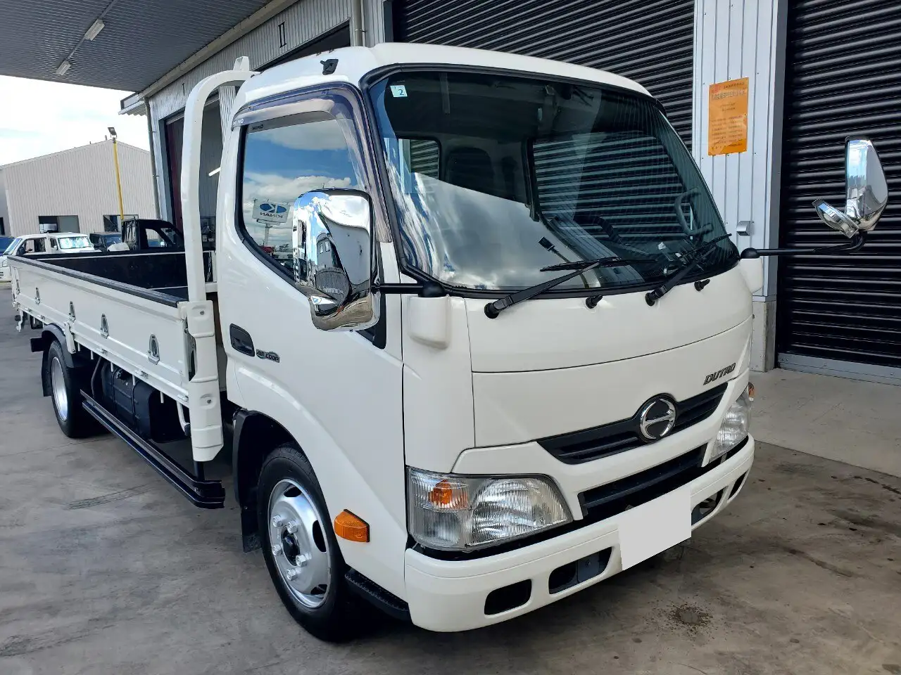 日野 デュトロ 小型 平ボディ TKG-XZU655M H28の中古トラック画像3
