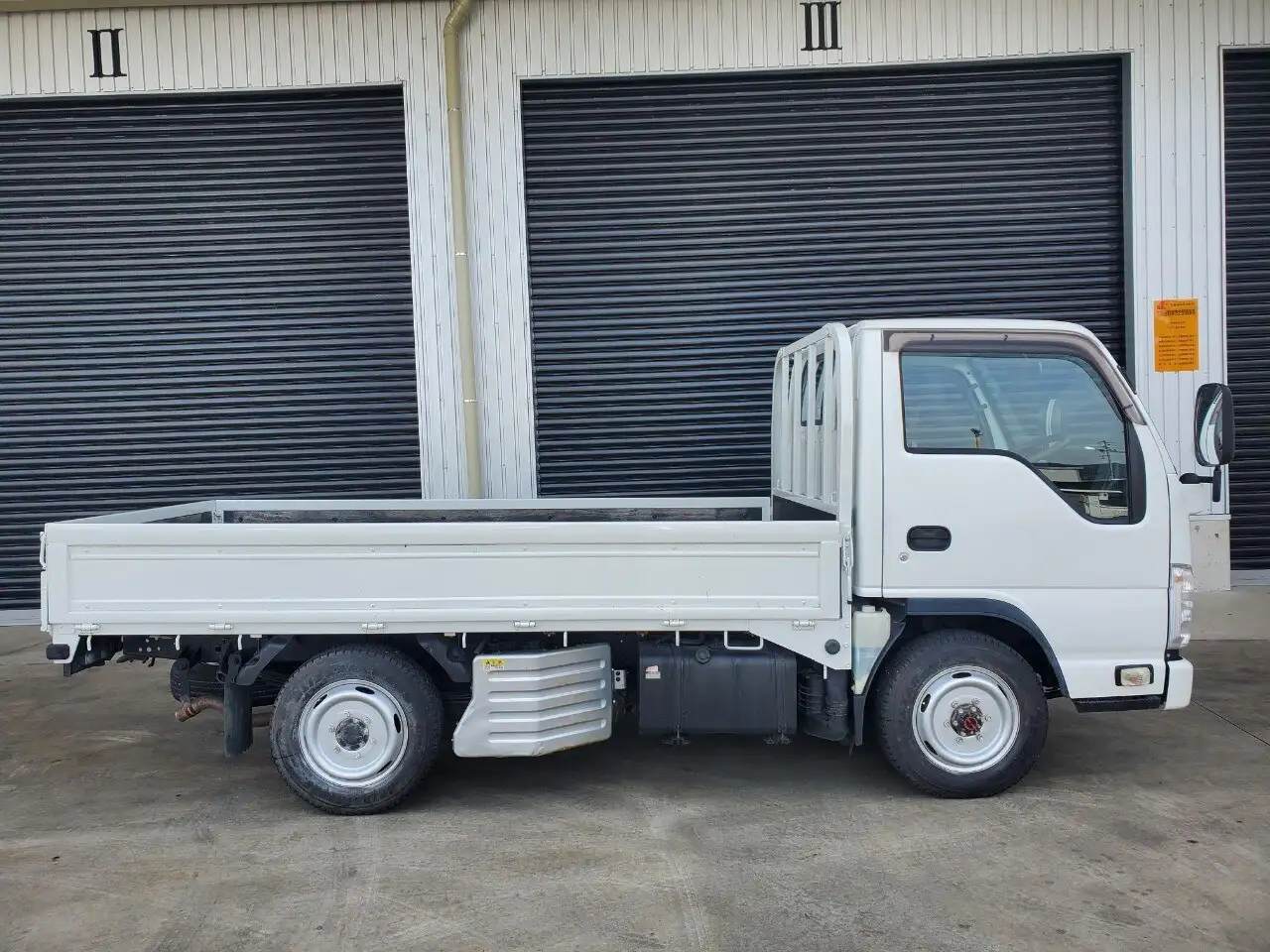 いすゞ エルフ 小型 平ボディ TKG-NHS85A H25の中古トラック画像4