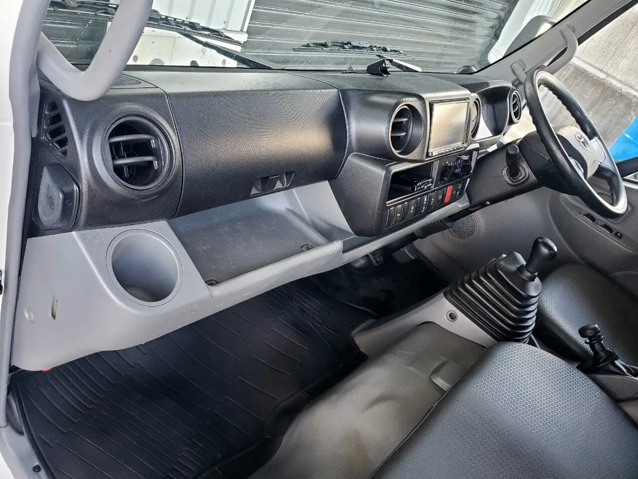 トヨタ トヨエース 小型 平ボディ 2RG-XZC605 H31/R1の中古トラック画像13