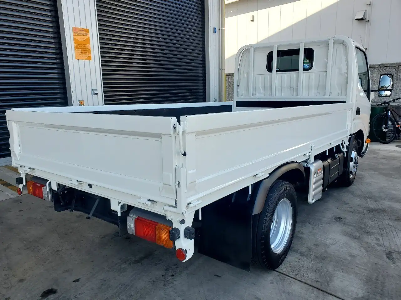 トヨタ トヨエース 小型 平ボディ 2RG-XZC605 H31/R1の中古トラック画像3