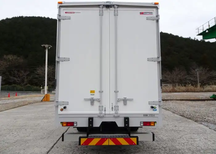 三菱 キャンター 小型 ウイング 2PG-FED90 R6の中古トラック画像9