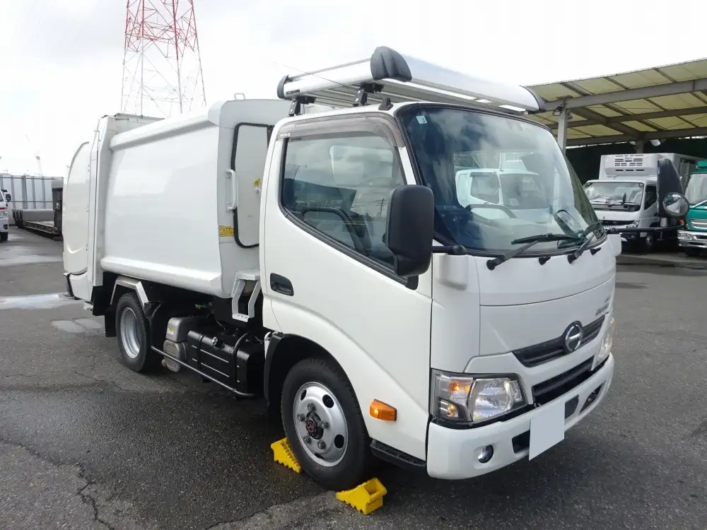 日野 デュトロ 小型 パッカー車 巻き込み式 TKG-XZU675Mの中古トラック画像3