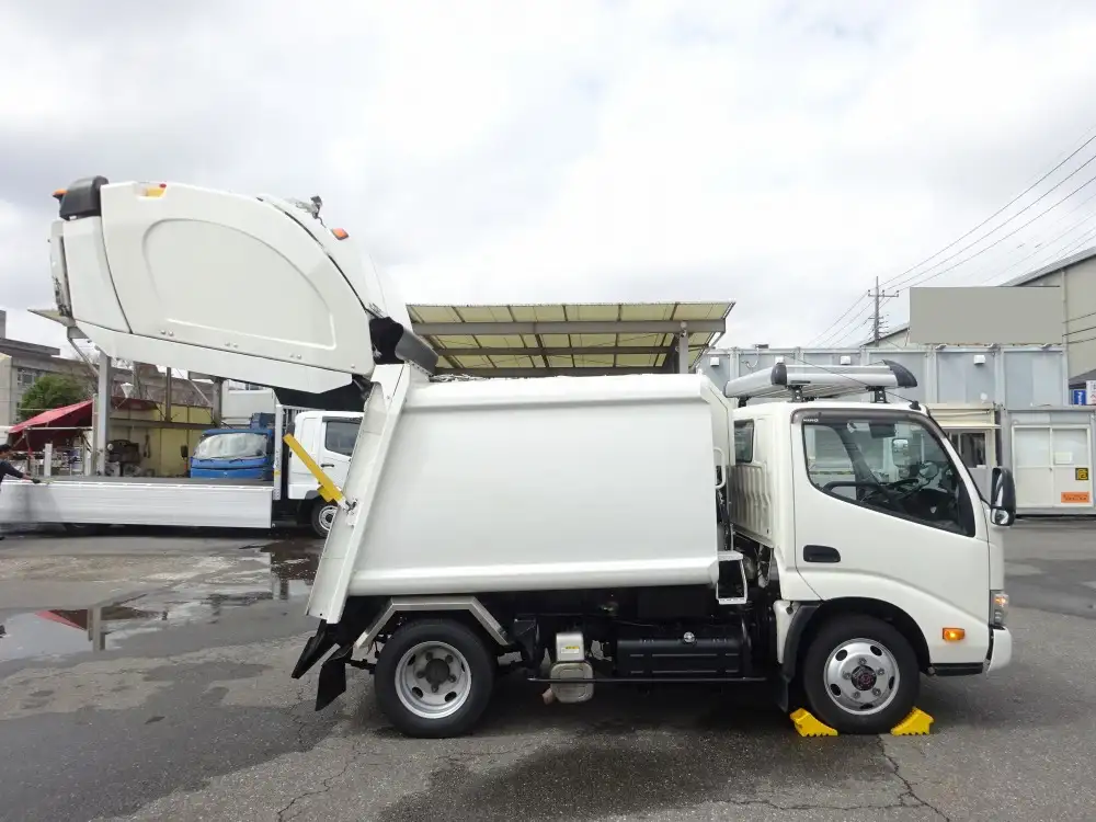 日野 デュトロ 小型 パッカー車 巻き込み式 TKG-XZU675Mの中古トラック画像4