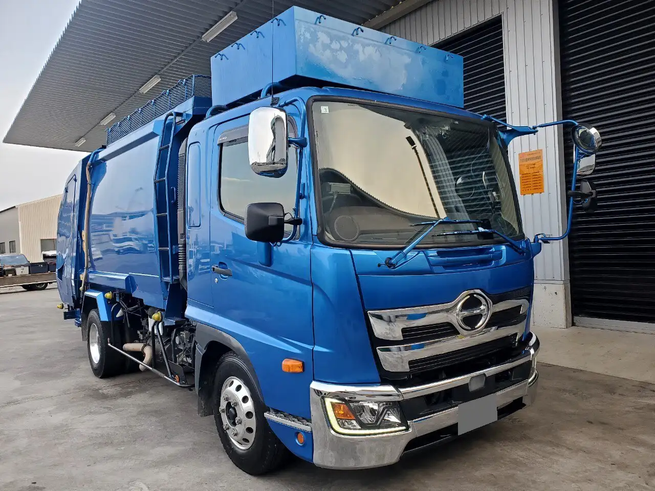 日野 レンジャー 中型/増トン パッカー車 プレス式 ベッドの中古トラック画像3