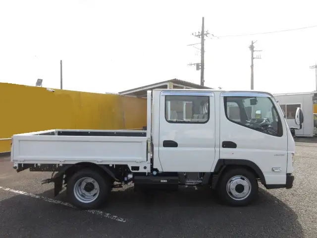 三菱 キャンター 小型 平ボディ Wキャブ 2RG-FBA20の中古トラック画像3