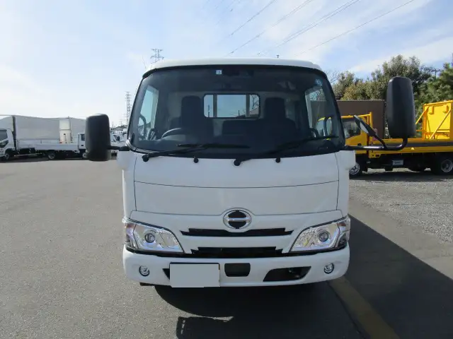 日野 デュトロ 小型 平ボディ 2RG-XZU655M R5の中古トラック画像2