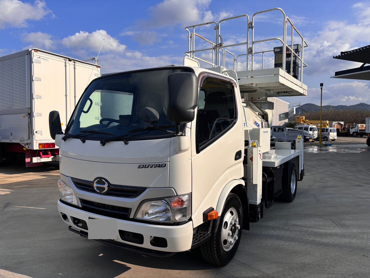 日野 デュトロ 小型 高所・建柱車 高所作業車 TKG-XZU640F