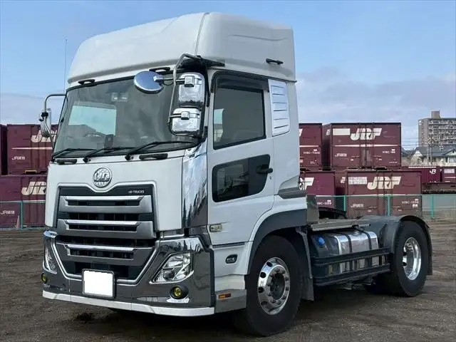 日産UD クオン 大型 トラクター