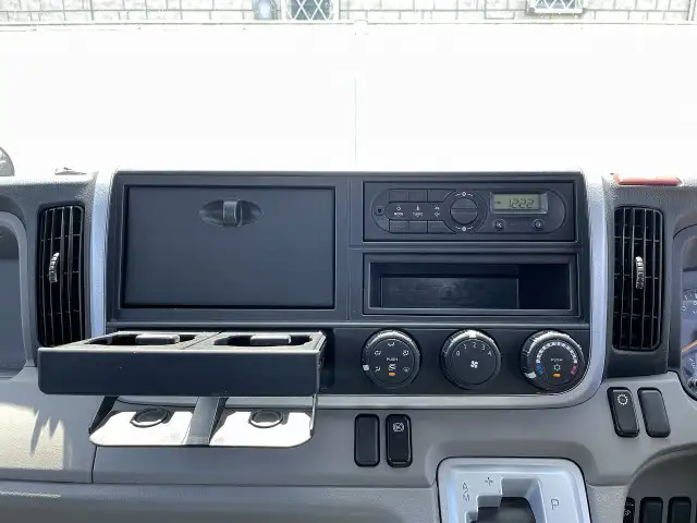 三菱 キャンター 小型 平ボディ TPG-FBA20 H28の中古トラック画像12