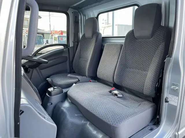 いすゞ エルフ 小型 平ボディ TRG-NMR85R H30の中古トラック画像9