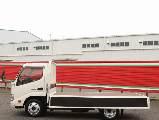 日野 デュトロ 小型 平ボディ TKG-XZU685M H27の中古トラック画像6