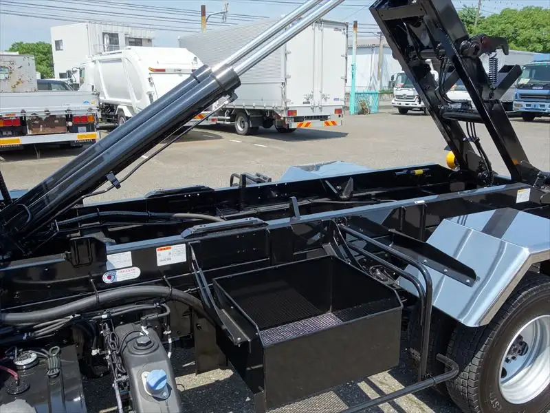 三菱 ファイター 中型/増トン アームロール ツインホイスト 2KG-FK72Fの中古トラック画像6