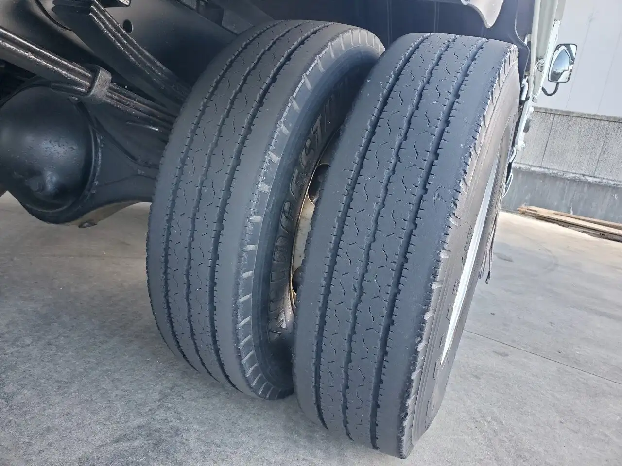 日産 アトラス 小型 クレーン付 床鉄板 3段の中古トラック画像20