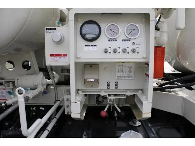 日野 レンジャー 中型/増トン タンク車 汚泥吸引車 の中古トラック画像8