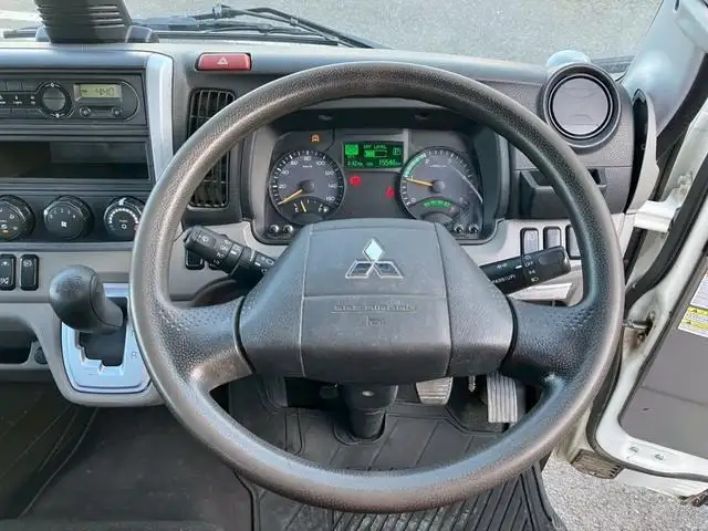 三菱 キャンター 小型 平ボディ  H31/R1の中古トラック画像8