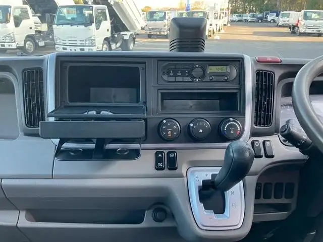 三菱 キャンター 小型 平ボディ  H31/R1の中古トラック画像10