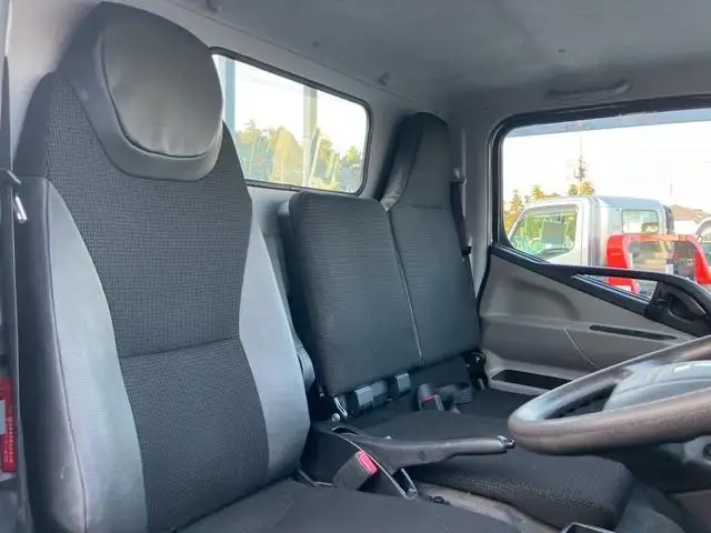 三菱 キャンター 小型 平ボディ  H31/R1の中古トラック画像6