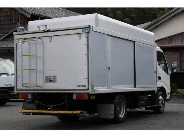 日野 デュトロ 小型 アルミバン ボトルカー サイドドアの中古トラック画像2