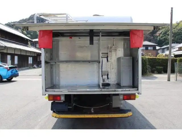 日野 デュトロ 小型 アルミバン ボトルカー サイドドアの中古トラック画像4